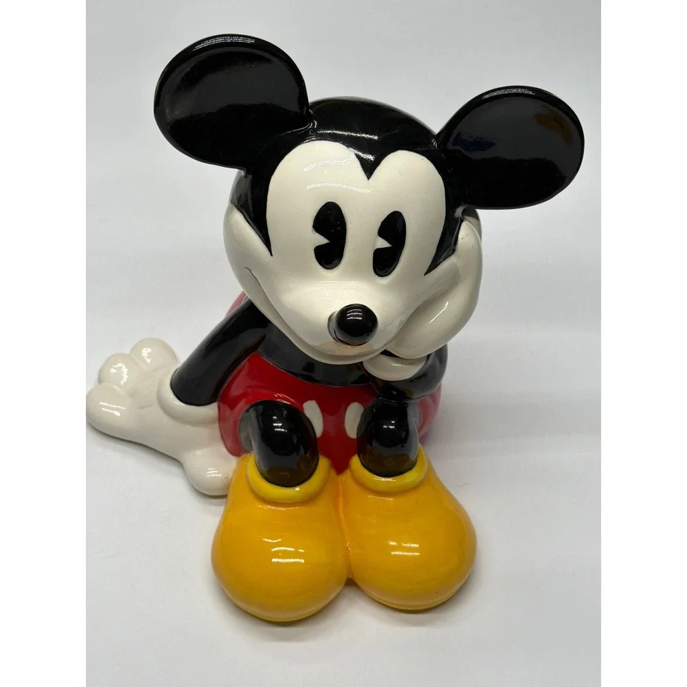 Vintage Disney Treasure Craft Mexico Ceramic Mickey Mouse‎ Figurine Sitting Pose
